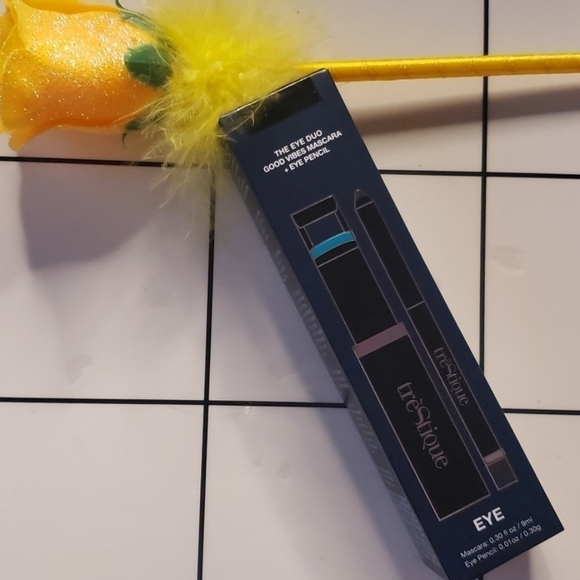 THE eye duo good vibes mascara + eye pencil - Picture 1 of 5